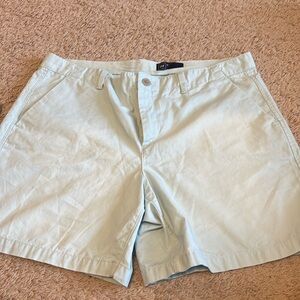Cute light blue chambray Gap shorts
